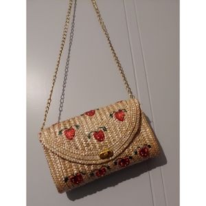 Strawberries in Season Clutch